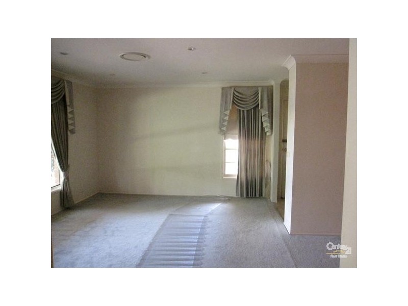 1 Coolabah Crescent, Glenmore Park NSW 2745