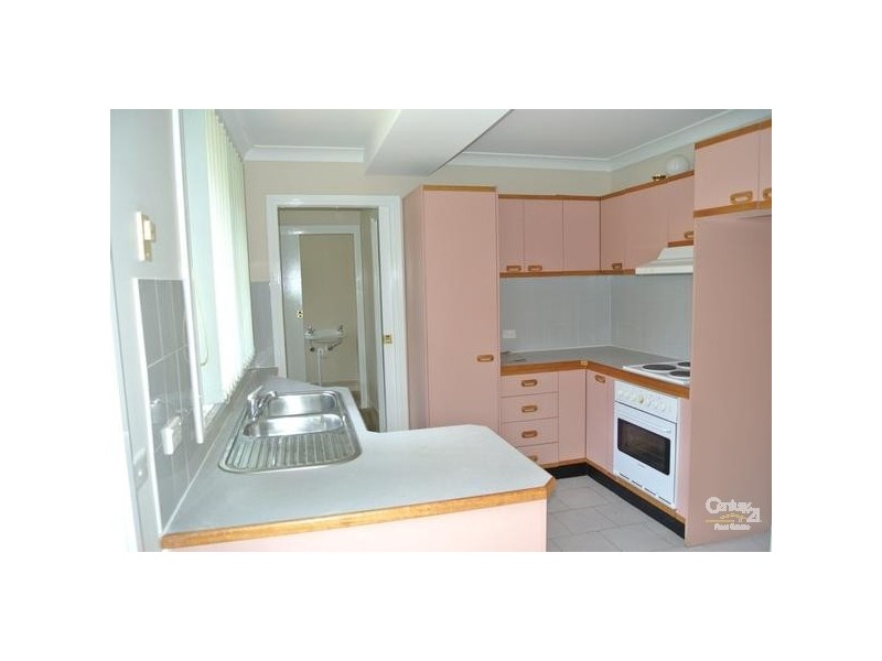 2/6 College Street, Cambridge Park NSW 2747