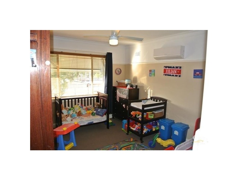 2 Norfolk Road, Cambridge Park NSW 2747