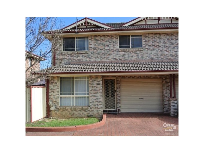 1/5 Gilmore Close, Glenmore Park NSW 2745