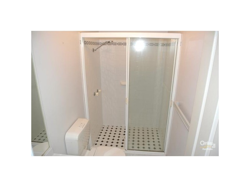 1/5 Gilmore Close, Glenmore Park NSW 2745