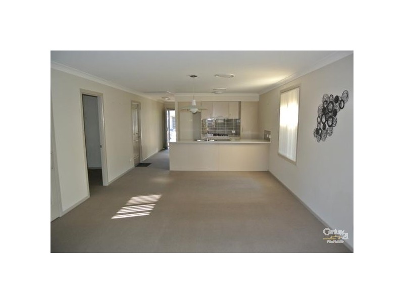 14 Prion Avenue, Cranebrook NSW 2749