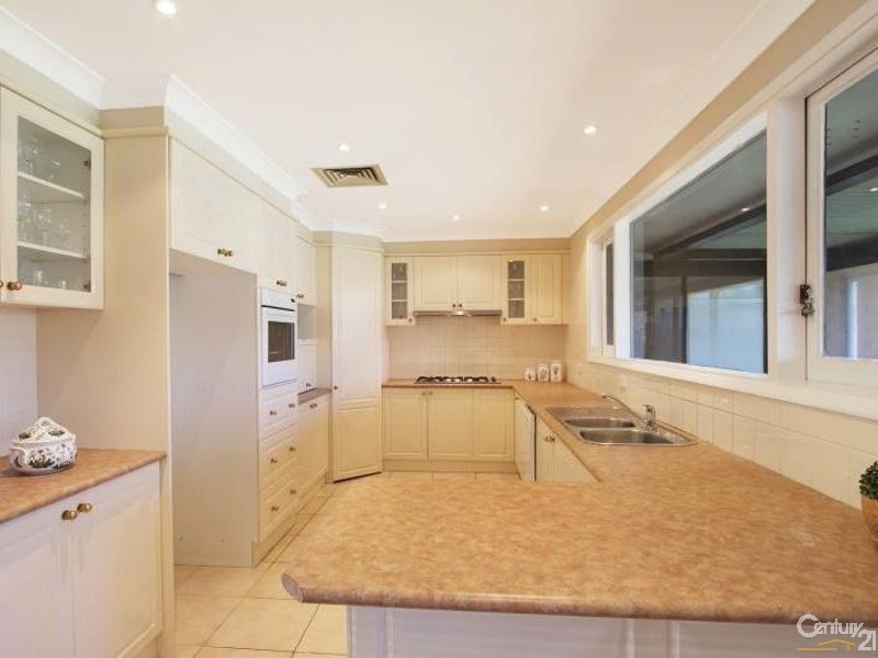 8 Miller Street, South Penrith NSW 2750