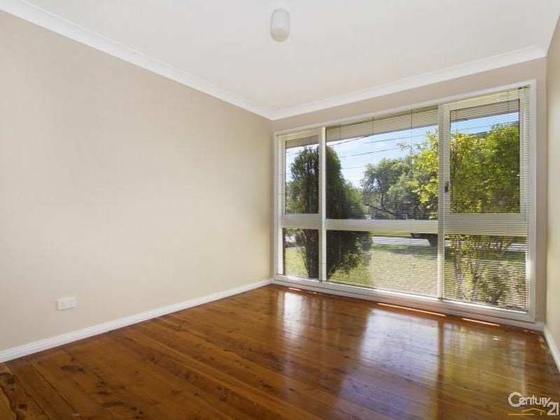 8 Miller Street, South Penrith NSW 2750