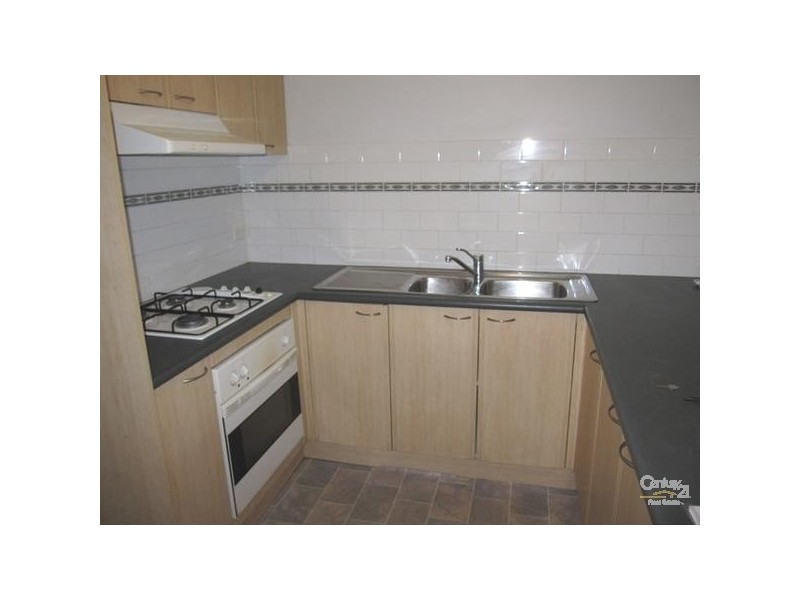 2/1 Dutton Place, Glenmore Park NSW 2745