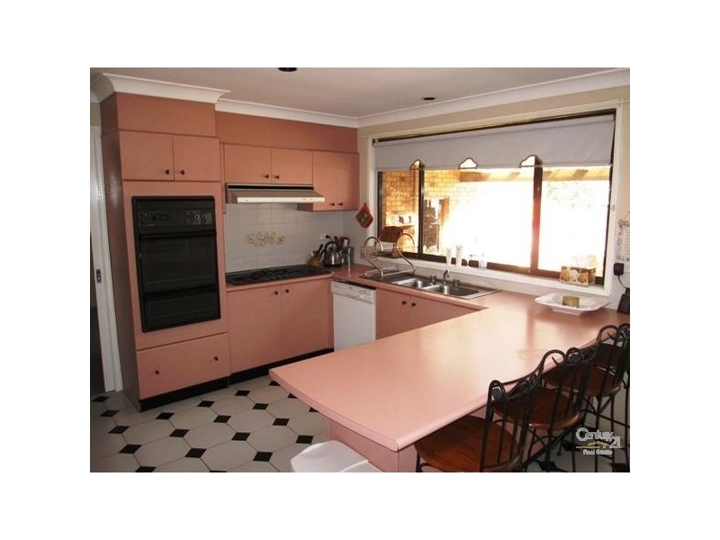 21 Waterfall Crecent, Cranebrook NSW 2749