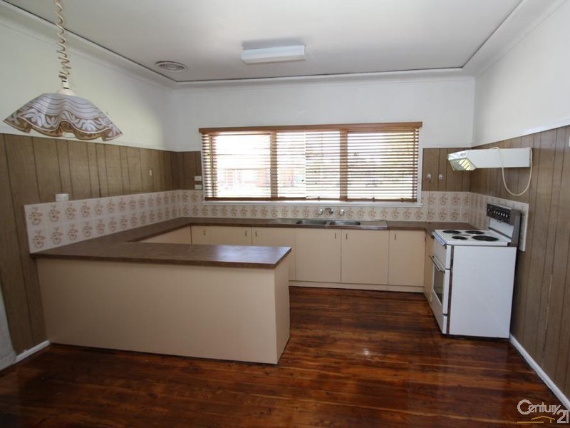 98 Stafford Street, Penrith NSW 2750