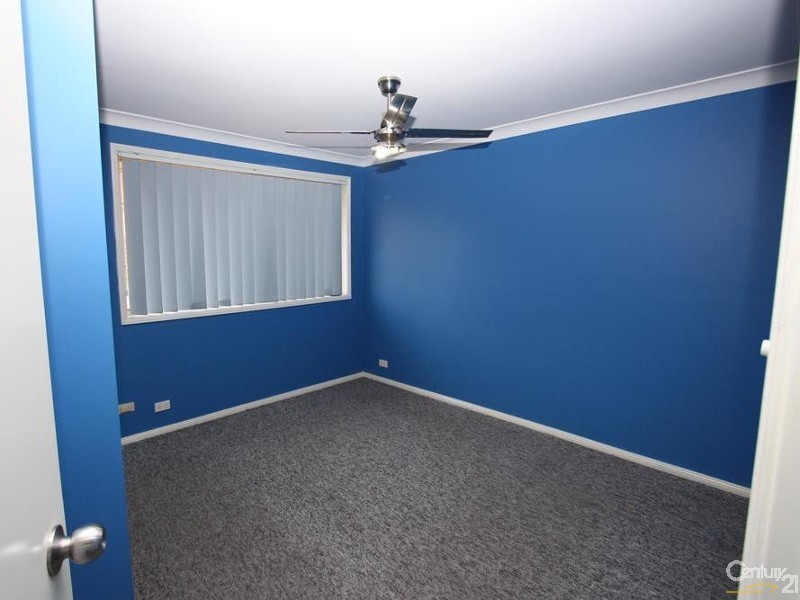 2/44-46 Luttrell Street, Glenmore Park NSW 2745