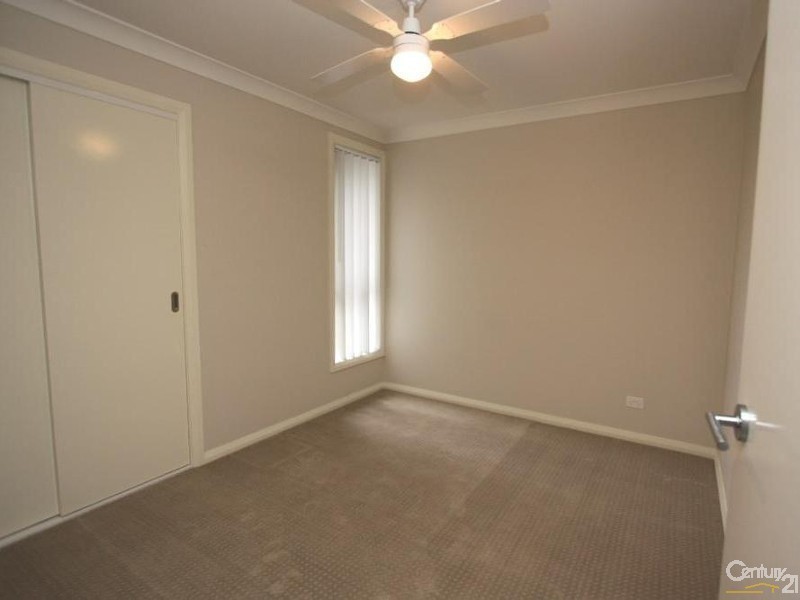 26 Finsbury Circuit, Ropes Crossing NSW 2760