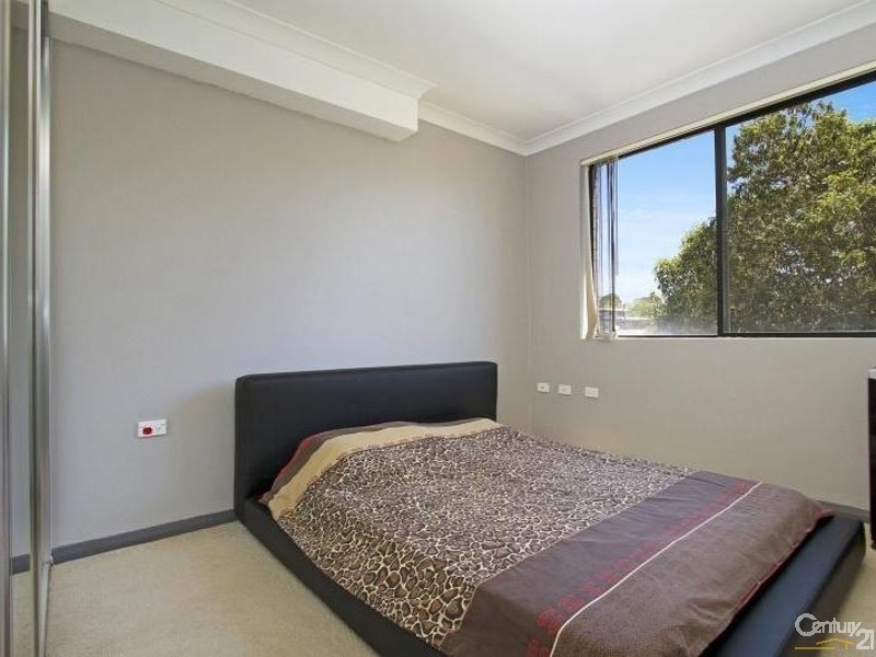 12/20 Santley Crescent, Kingswood NSW 2747