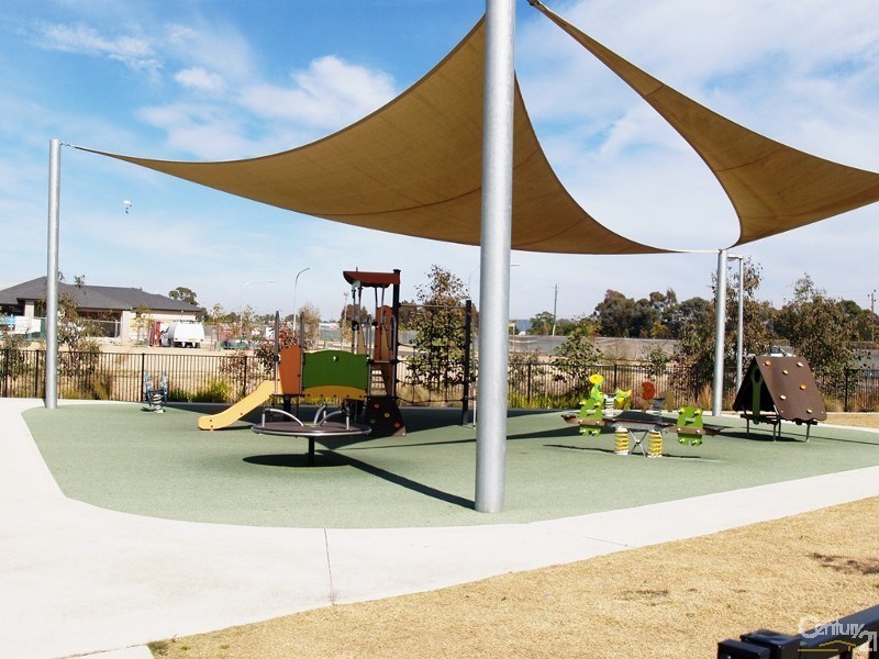 36 Lapwing Way, Cranebrook NSW 2749