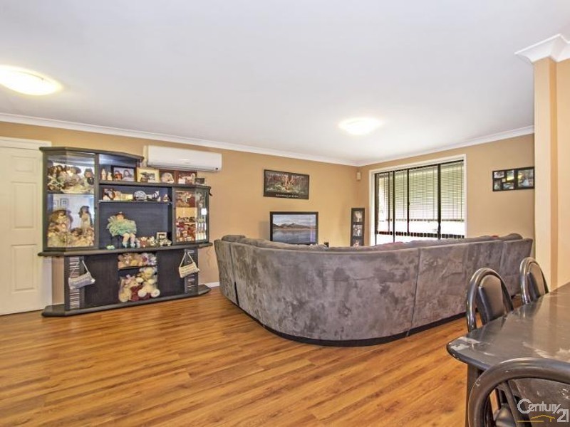 6 Wintercorn Row, Werrington Downs NSW 2747