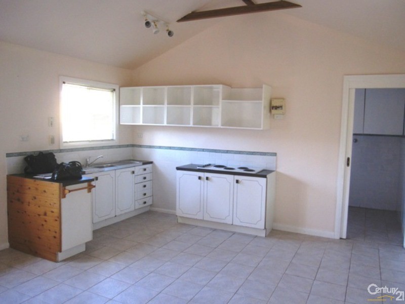 36A Cam Street, Cambridge Park NSW 2747