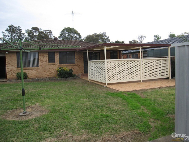 22 Primrose Crescent, Claremont Meadows NSW 2747