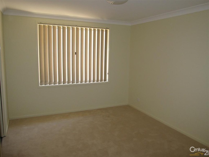 18 Maiden Avenue, Ropes Crossing NSW 2760