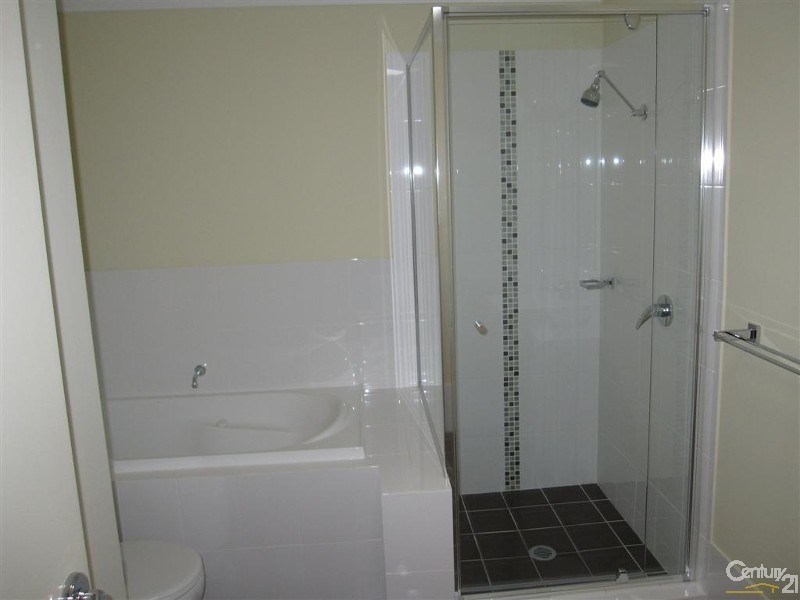 18 Maiden Avenue, Ropes Crossing NSW 2760