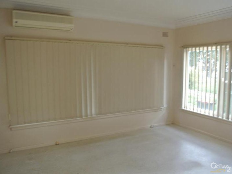 73 Derby Street, Penrith NSW 2750