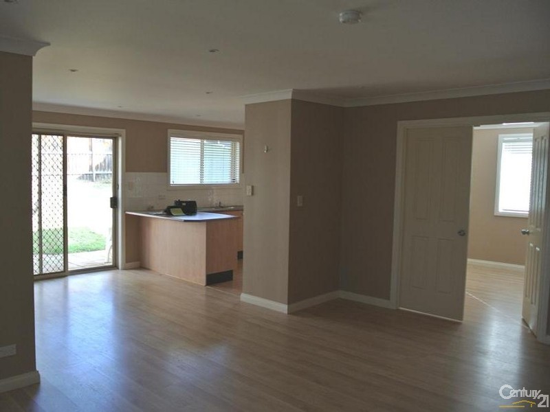 9/41 Regentville Road, Glenmore Park NSW 2745