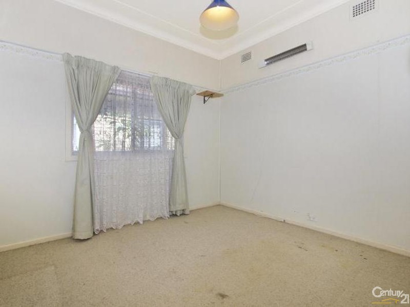 107 Castlereagh Street, Penrith NSW 2750