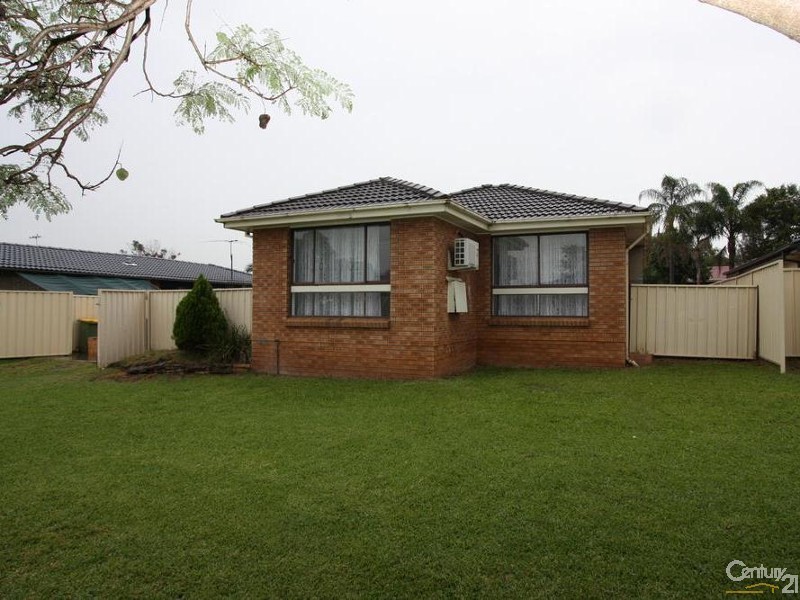 8 Charles Todd Crescent, Werrington County NSW 2747