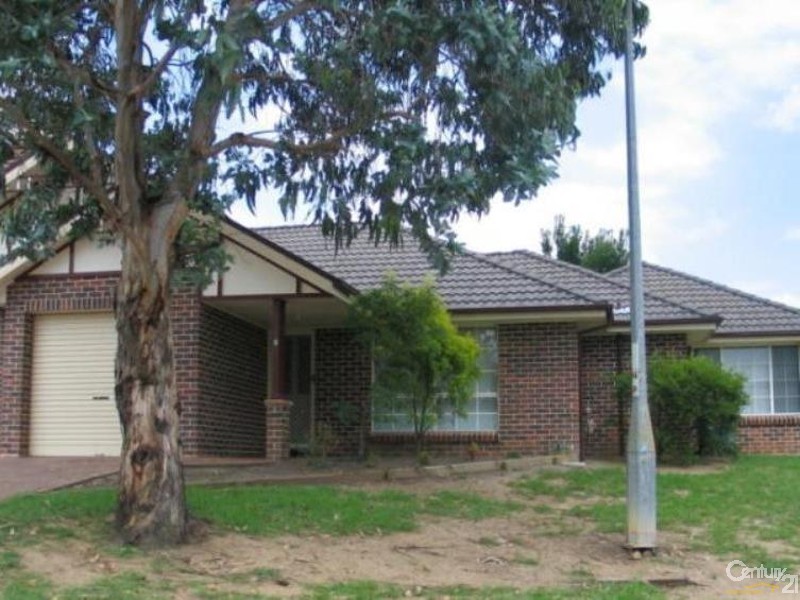 2/1 Dutton Place, Glenmore Park NSW 2745