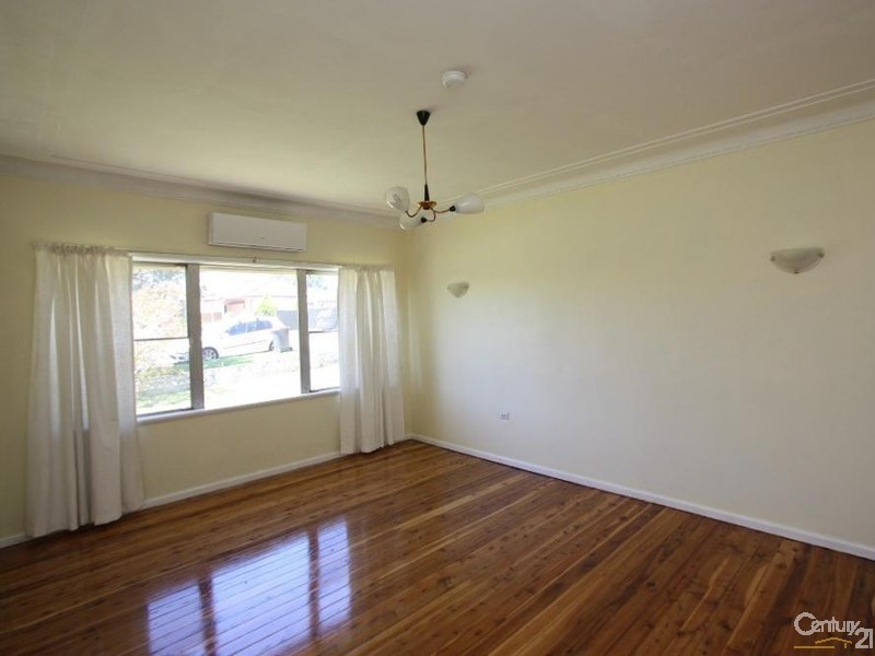 98 Stafford Street, Penrith NSW 2750