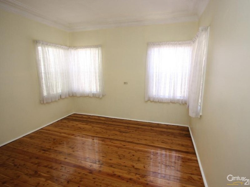 98 Stafford Street, Penrith NSW 2750