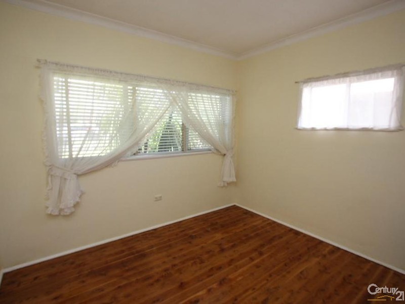 98 Stafford Street, Penrith NSW 2750