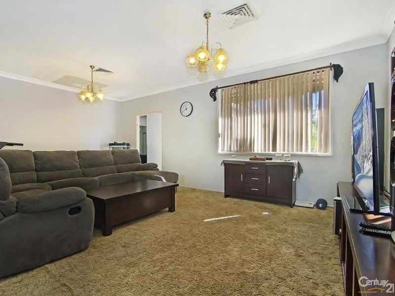 6 Rodley Avenue, Penrith NSW 2750