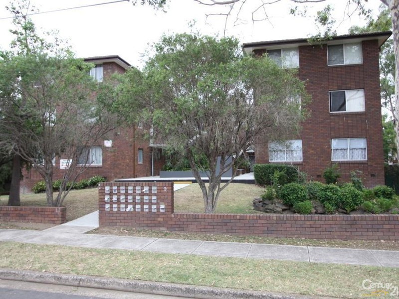 18/9-11 Santley Crescent, Kingswood NSW 2747