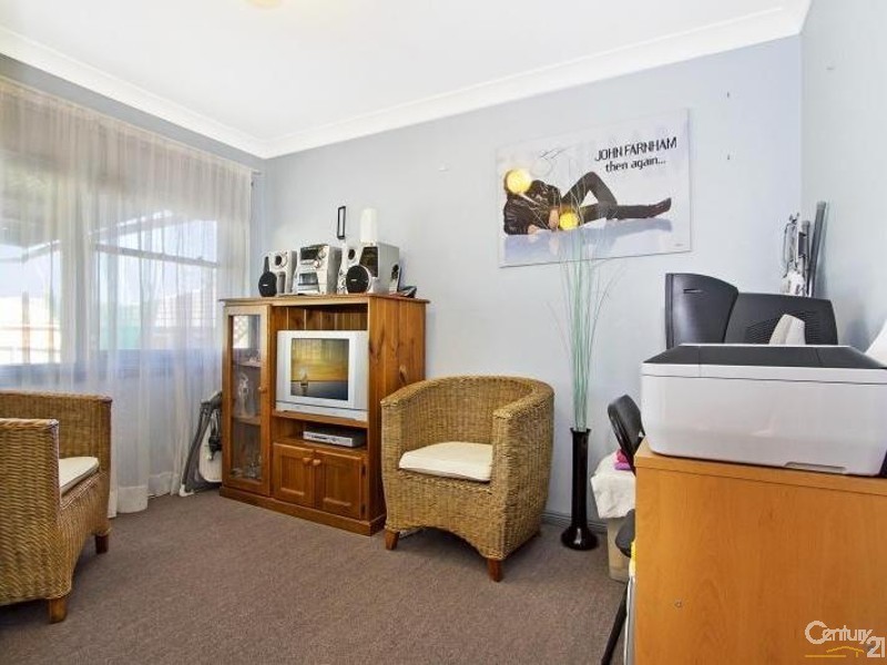 10 Christine Street, South Penrith NSW 2750