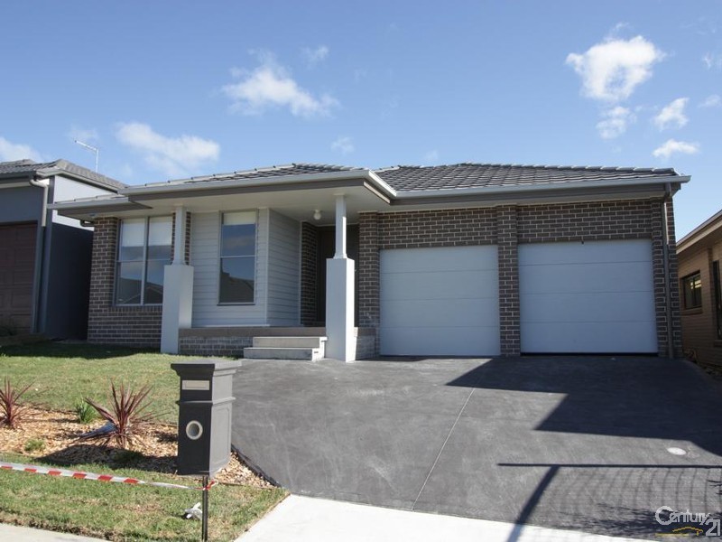 13 Hassall Way, Glenmore Park NSW 2745