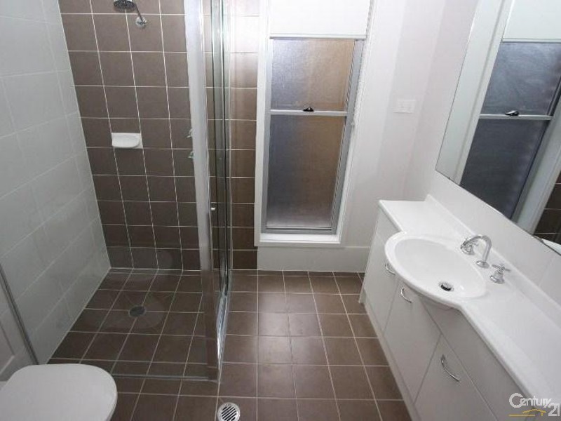 13 Hassall Way, Glenmore Park NSW 2745