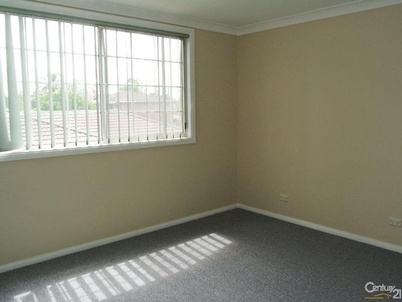 2/6 College Street, Cambridge Park NSW 2747