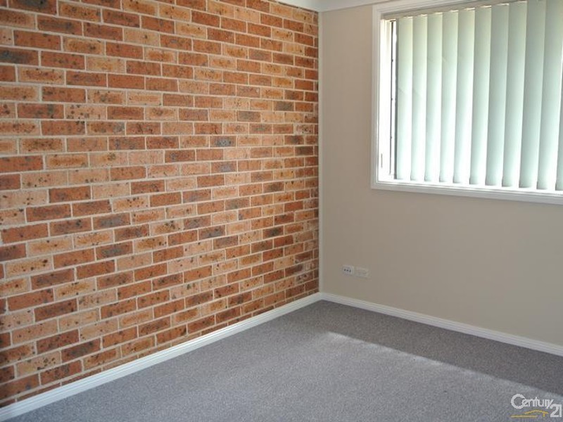 2/6 College Street, Cambridge Park NSW 2747