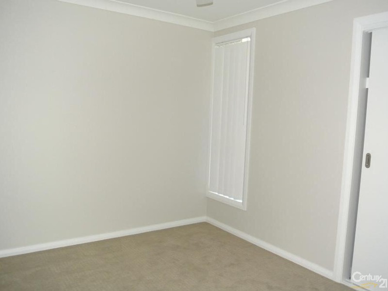 25 Finsbury Circuit, Ropes Crossing NSW 2760