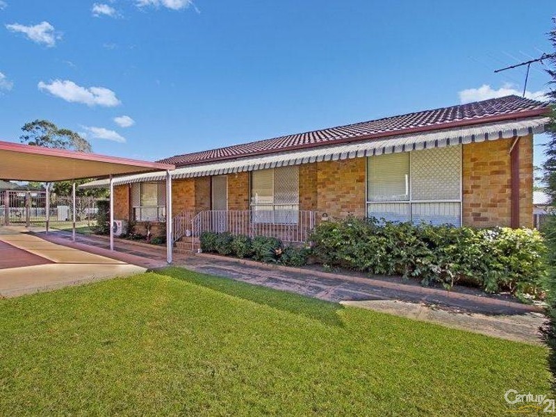 29 Stoke Crescent, South Penrith NSW 2750