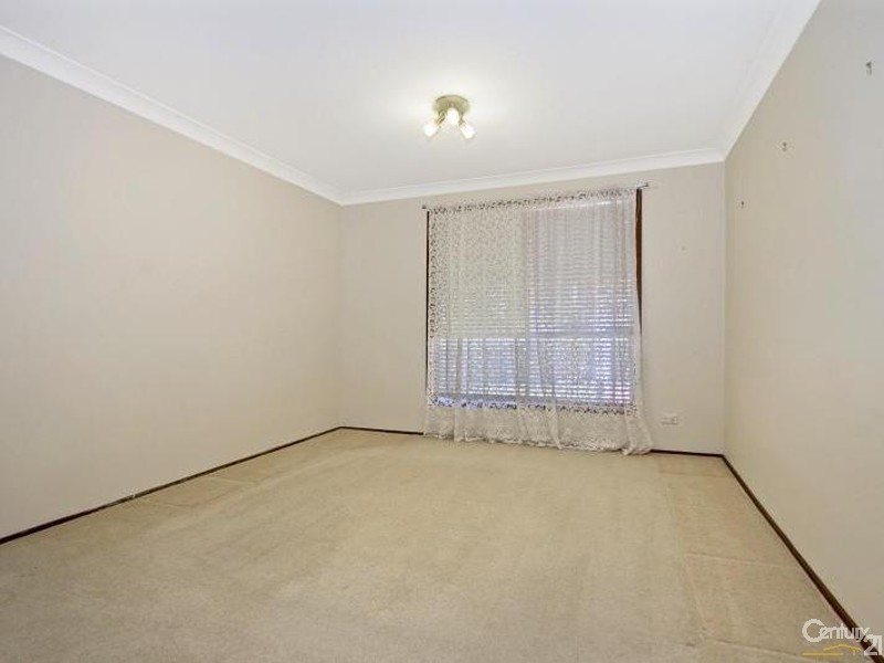 29 Stoke Crescent, South Penrith NSW 2750