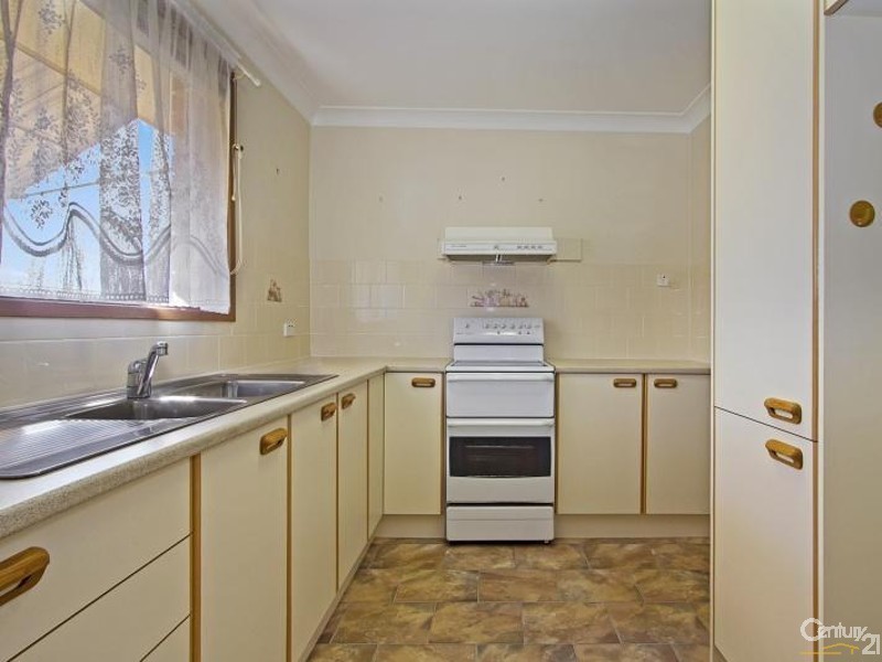 29 Stoke Crescent, South Penrith NSW 2750
