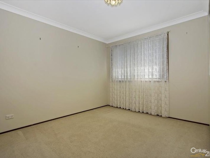 29 Stoke Crescent, South Penrith NSW 2750