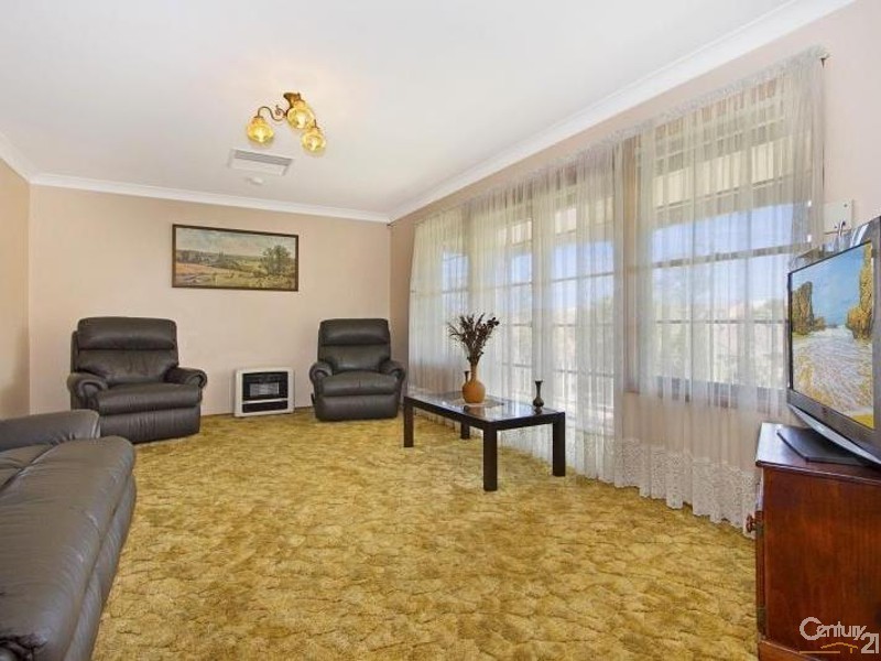 16 Watson Drive, Penrith NSW 2750