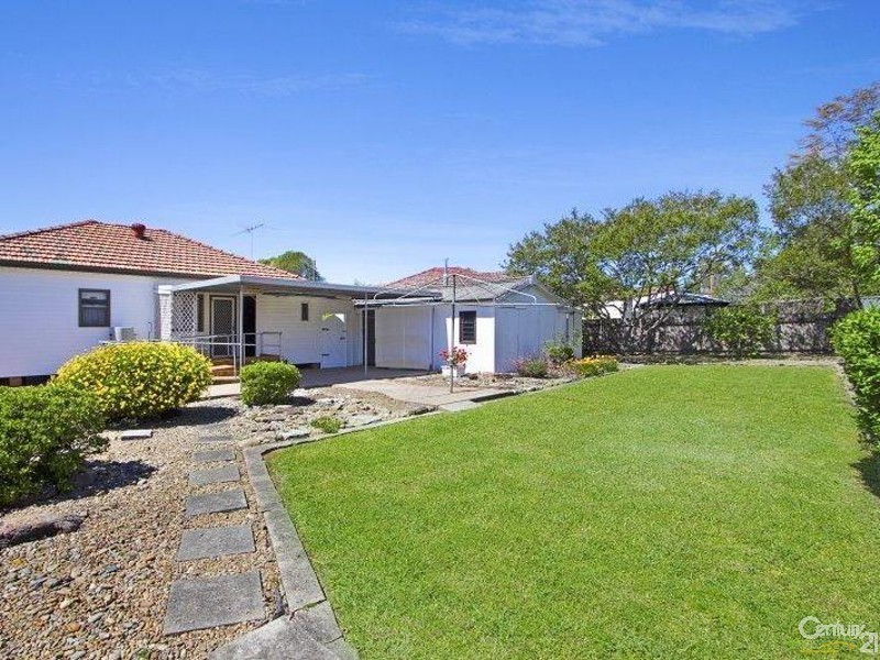 1 Kenarf Close, Kingswood NSW 2747