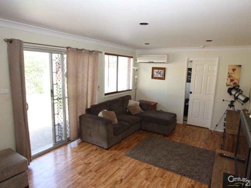 12 Antonia Crescent, Cranebrook NSW 2749