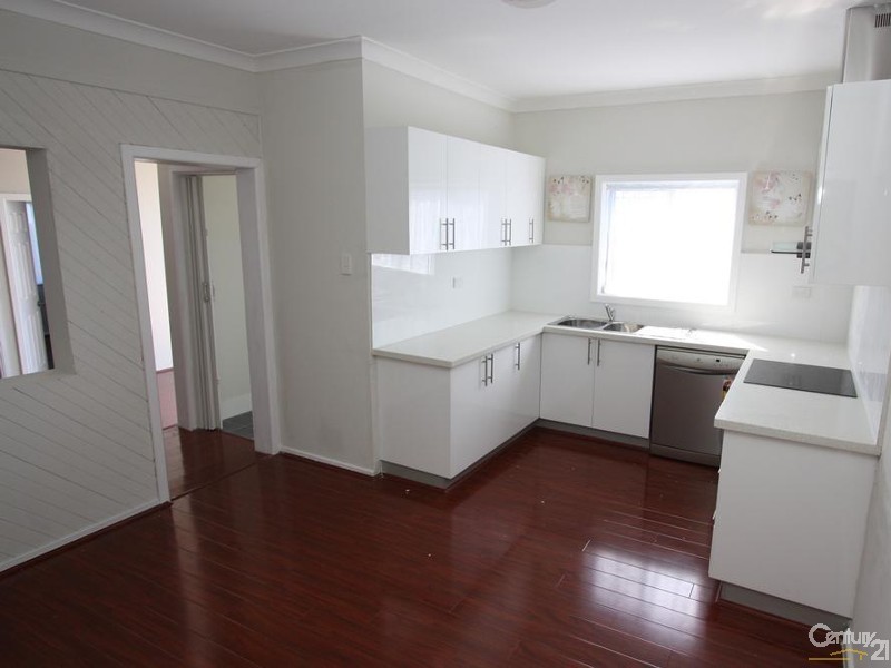 9 Dundee Street, Cambridge Park NSW 2747