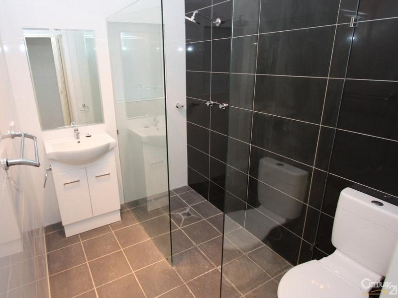 9 Dundee Street, Cambridge Park NSW 2747