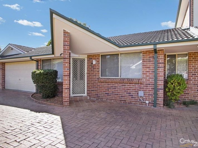 2/13 Lethbridge Street, Penrith NSW 2750