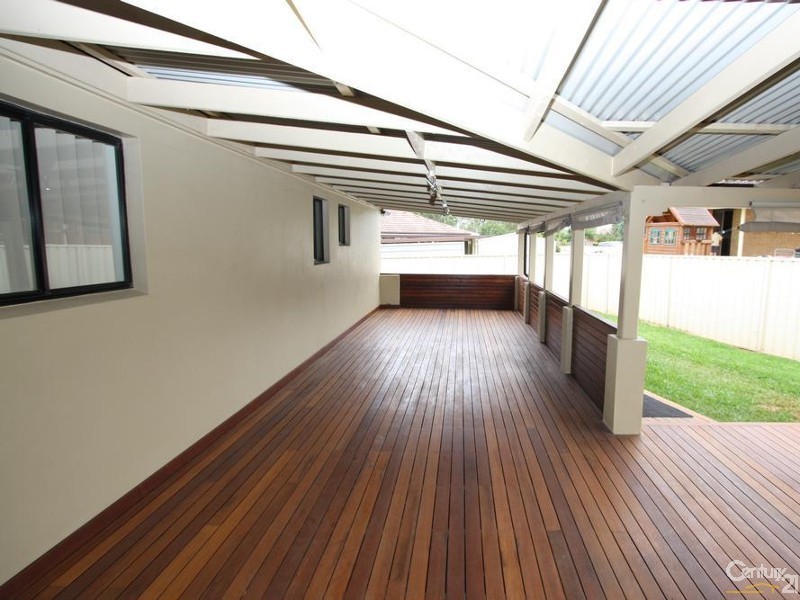 8 Wardell Drive, South Penrith NSW 2750