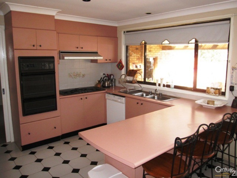 21 Waterfall Crescent, Cranebrook NSW 2749