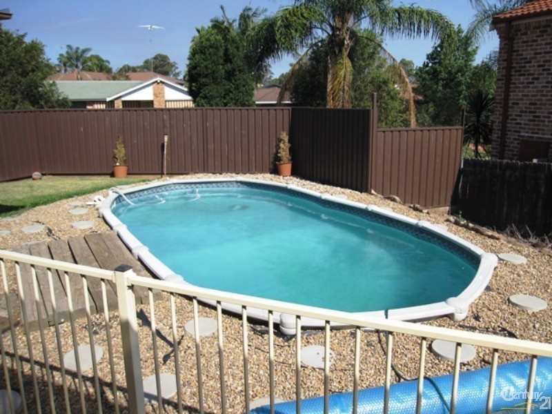 21 Waterfall Crescent, Cranebrook NSW 2749