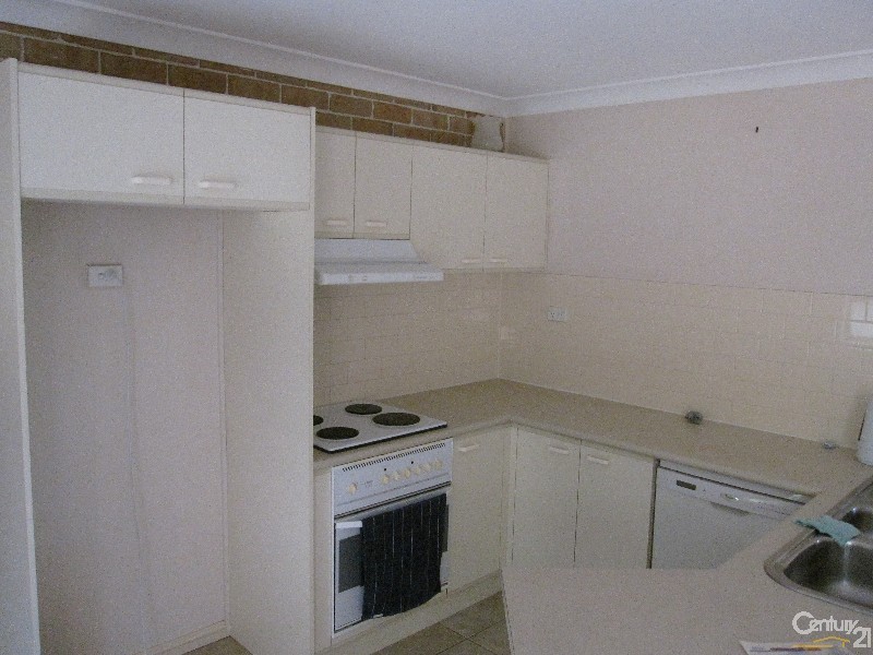 2/37 Warwick Street, Penrith NSW 2750